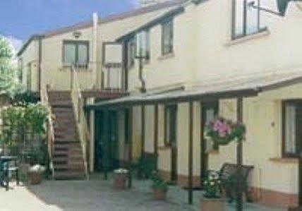 The New Inn Guest House Bridgend  Bagian luar foto