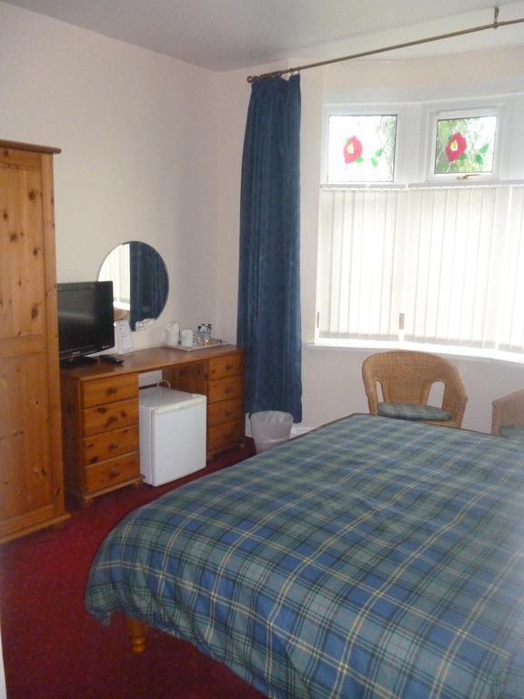 The New Inn Guest House Bridgend  Bagian luar foto