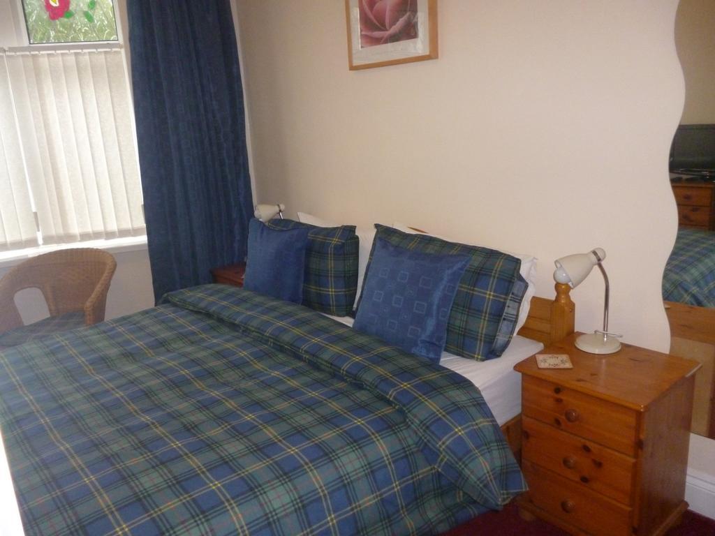 The New Inn Guest House Bridgend  Bagian luar foto